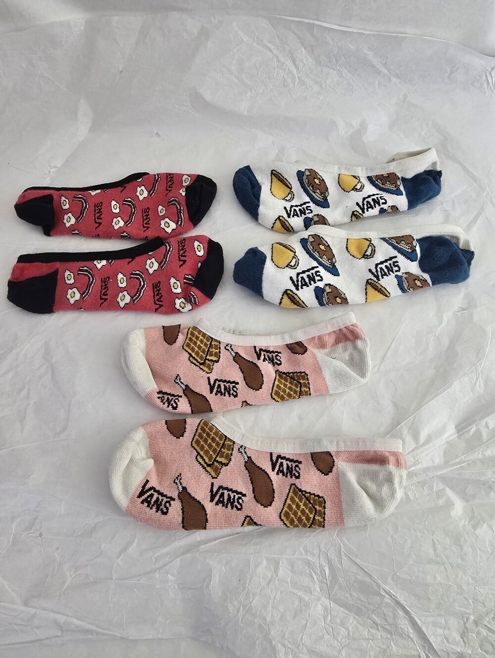 Vans Women’s 3 Pairs No-Show Socks - Sz 8-9 Breakfast Items Pink, Red & White